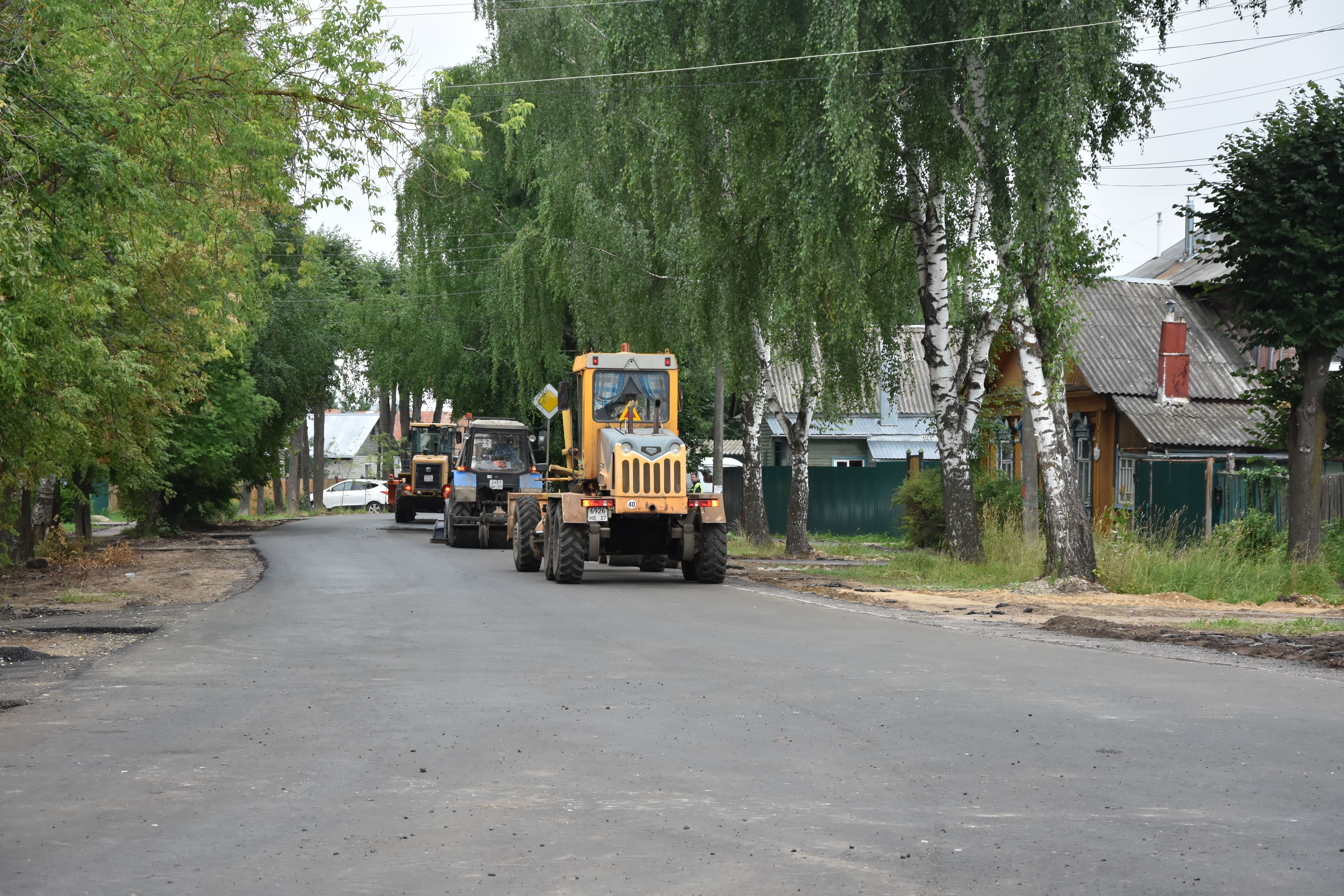 В Костроме проверили качество комплексного ремонта дорог по нацпроекту в  Заволжском районе города | 02.07.2021 | Кострома - БезФормата