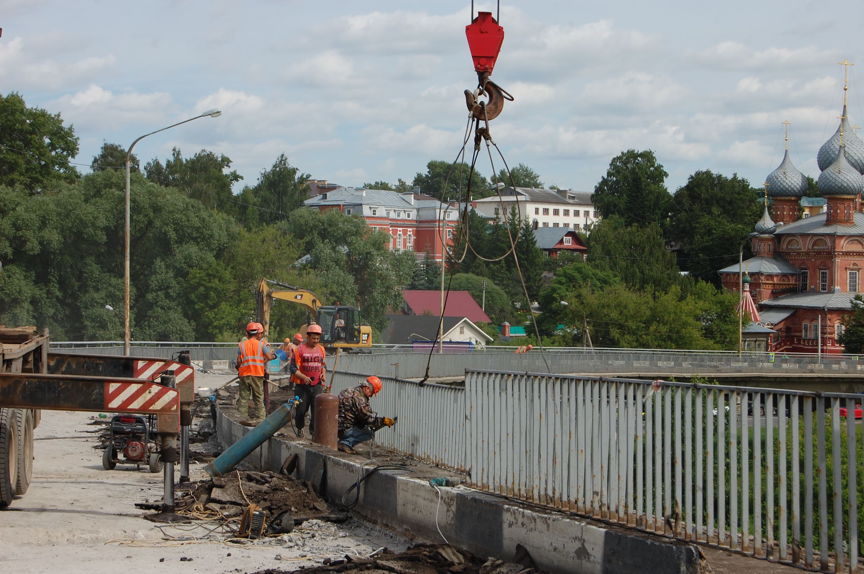 Ремонт моста в костроме через волгу. Ремонт моста в Костроме. Ремонт моста в Костроме 2022. Ремонт моста через Волгу в Костроме. Второй мост в Костроме.