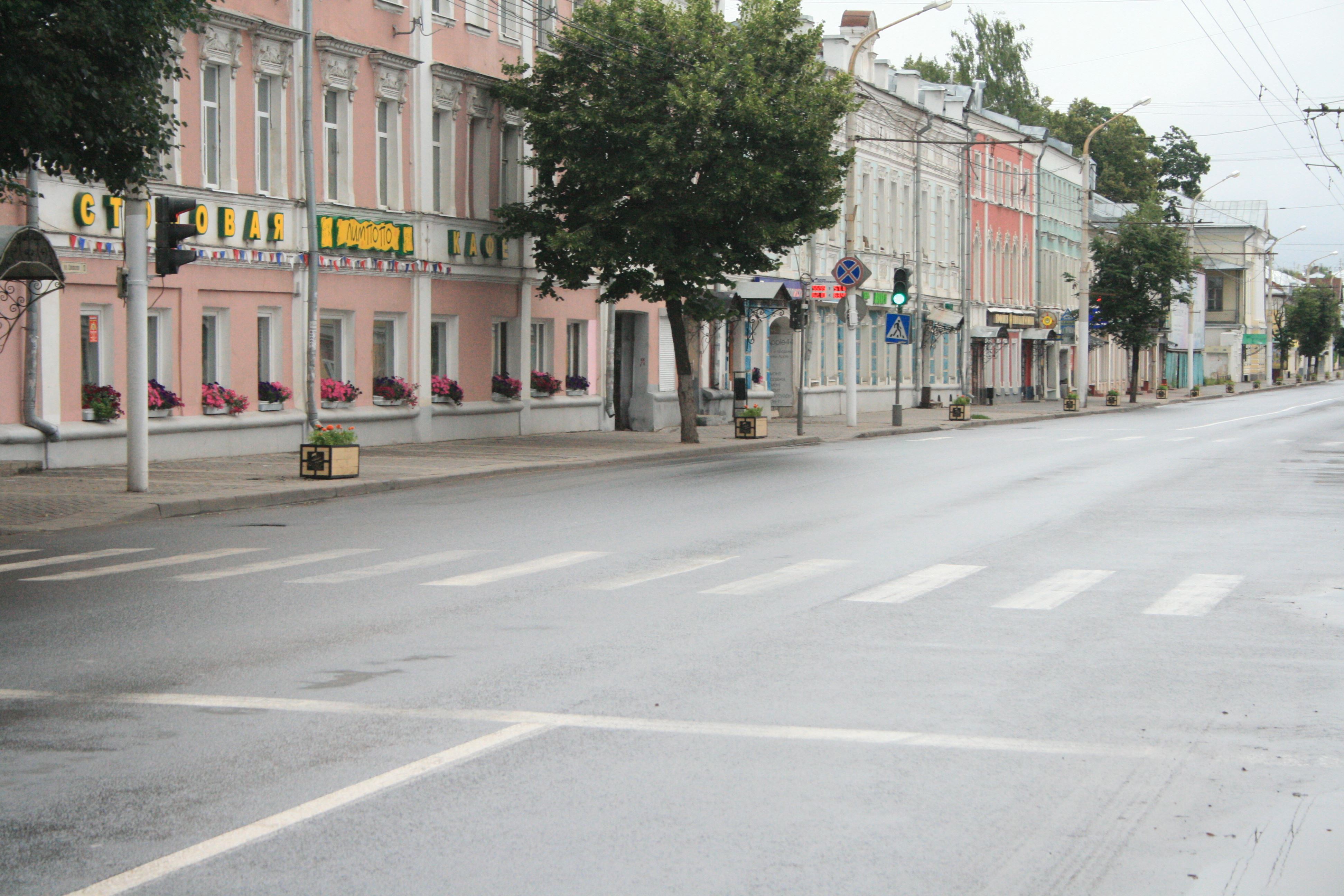 Улица советская 3. Улица городская Кострома. Улица Советская. Городское движение по Советской улице. Движение по 6 Советской улице.