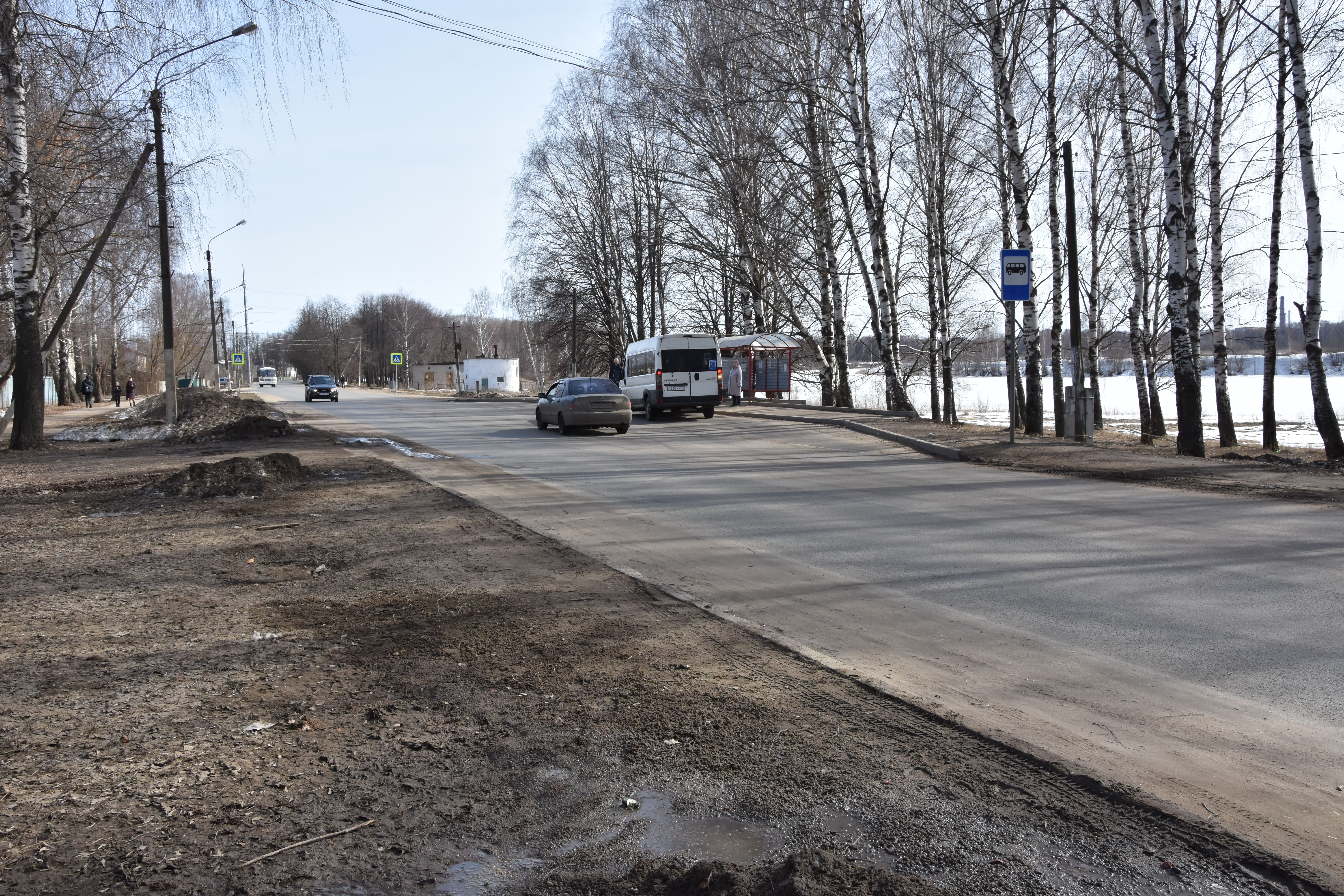 Совместные костромы. Мост через реку Кострома улица Островского. Остановке перед мостом Черноречье Кострома. Остановка около 10 школы. Кострома движение вокруг моста.