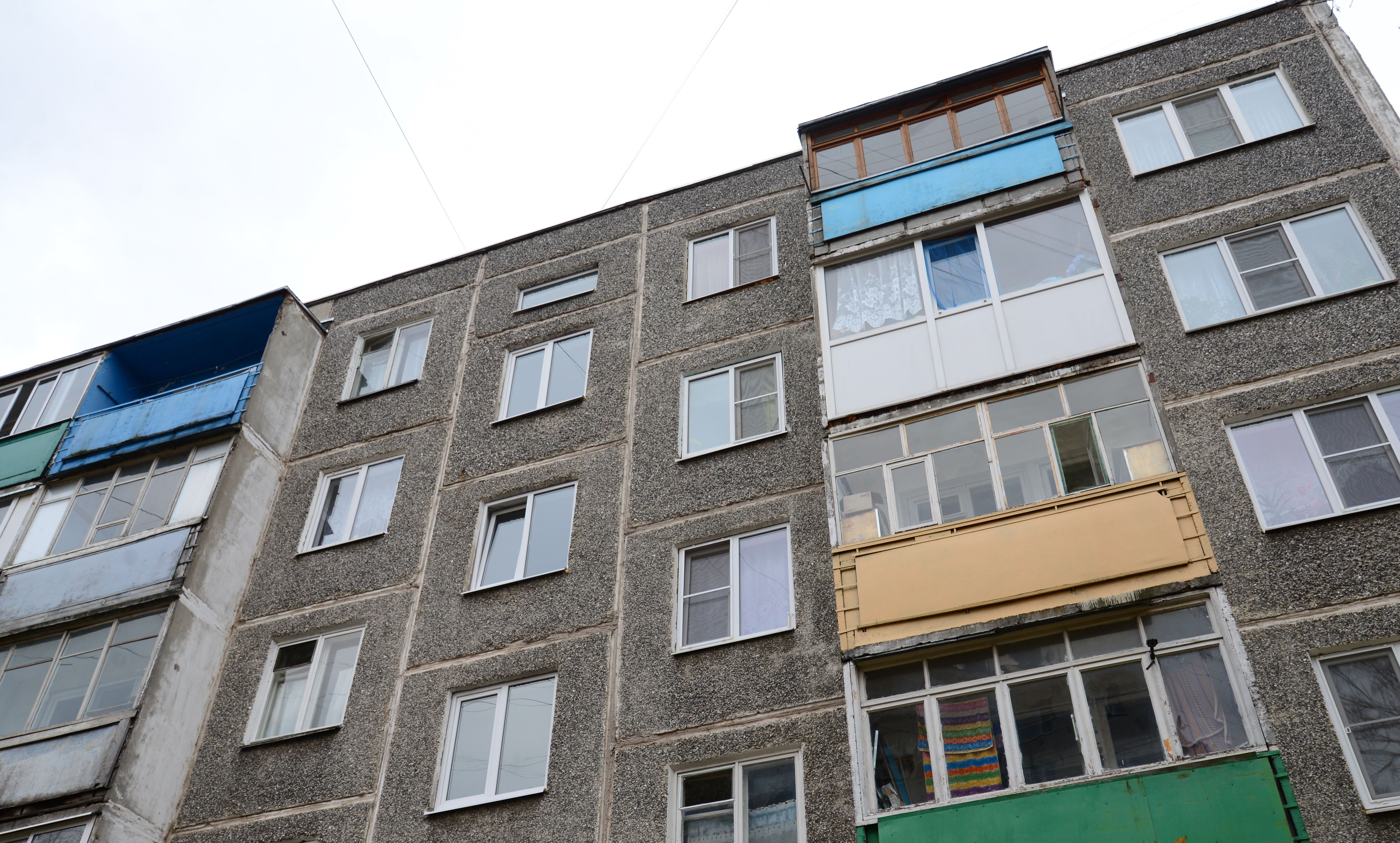 Теплоэнергетики продолжают работы по устранению повреждений на тепловых сетях в Костроме
