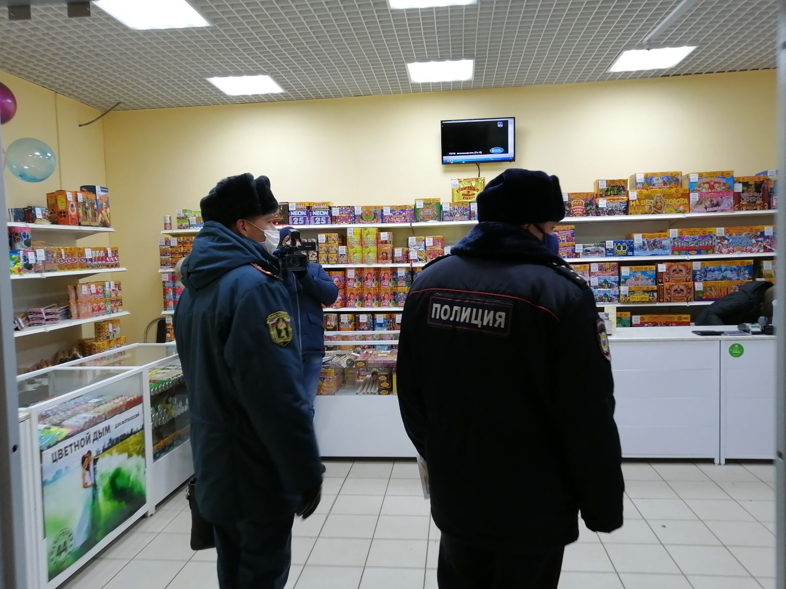 В Костроме начались контрольные рейды по проверке мест продажи пиротехники
