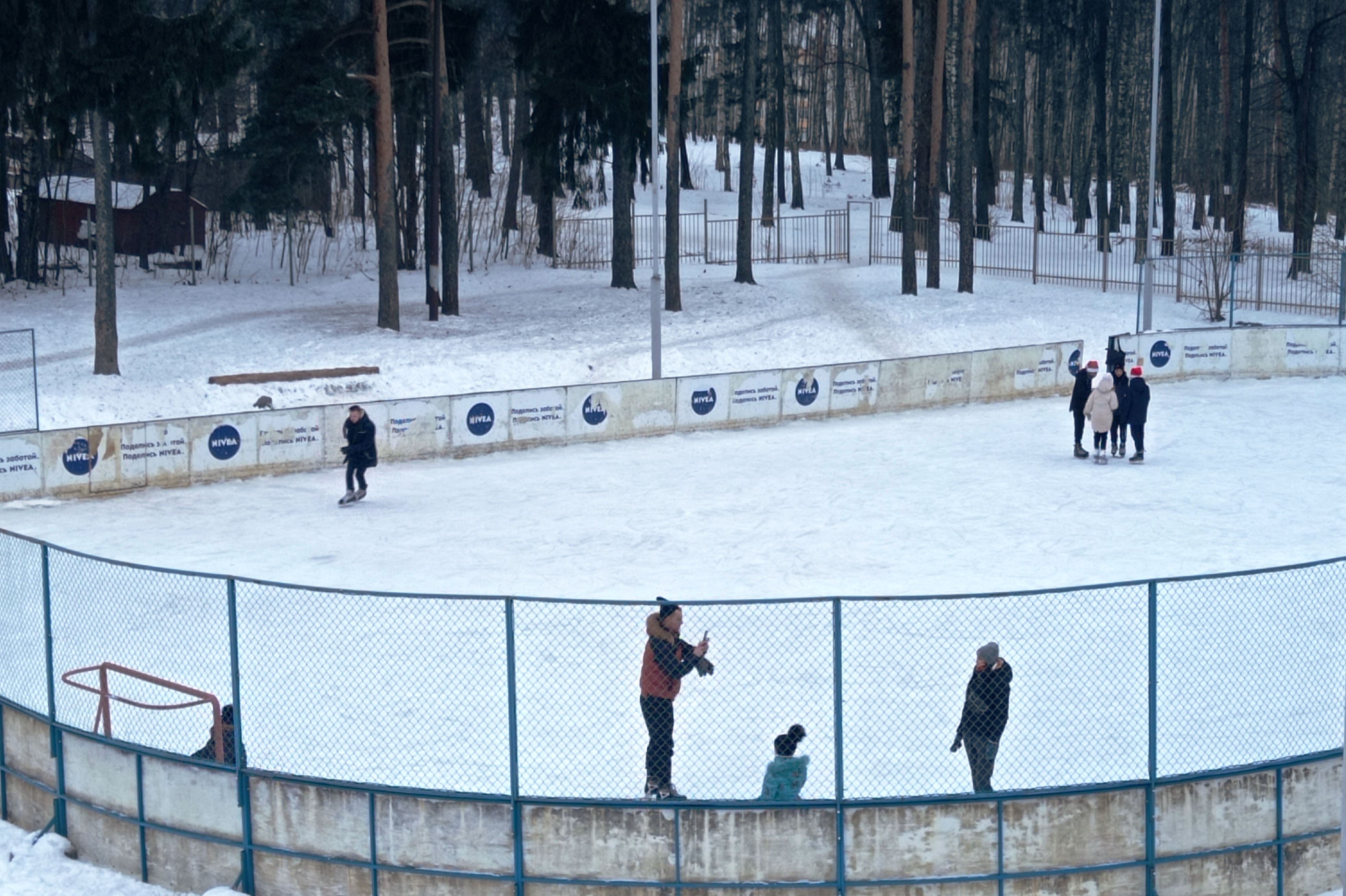 Каток кострома. Каток на Беленогова Кострома. Катки в Костроме 2022. Каток на Костромской 16. Каток Самоковская Кострома.